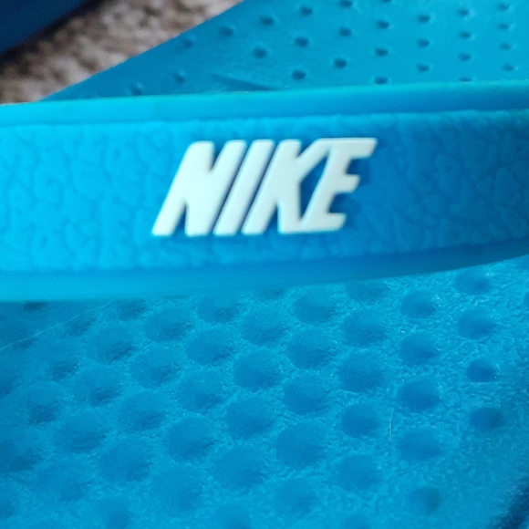 Nike flip flops - Picture 7 of 10